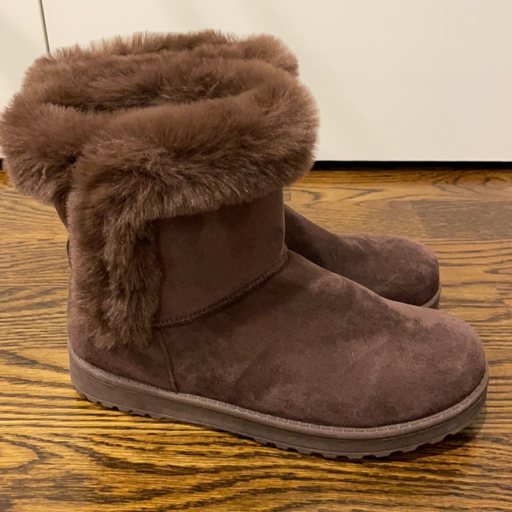 SO dark brown winter boots